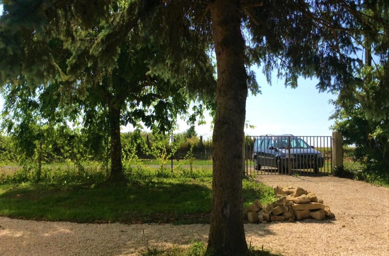 L'Arbre A Cabane Guyonvelle Kültér fotó